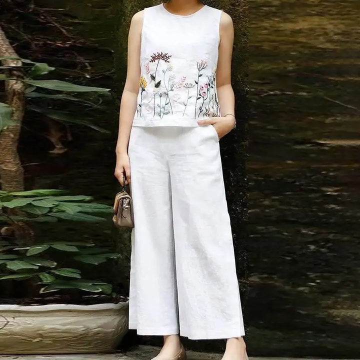 Levoire | Ensemble Assorti Avec Des Fleurs Blanc