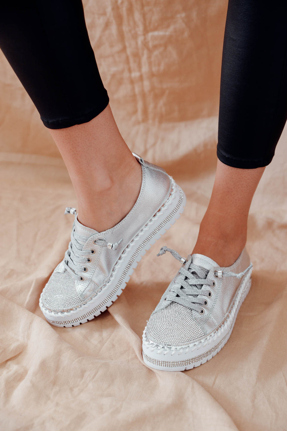 Levoire | Élevez Votre Chaussure Avec Ces Baskets Confortables Et Tendance Argent