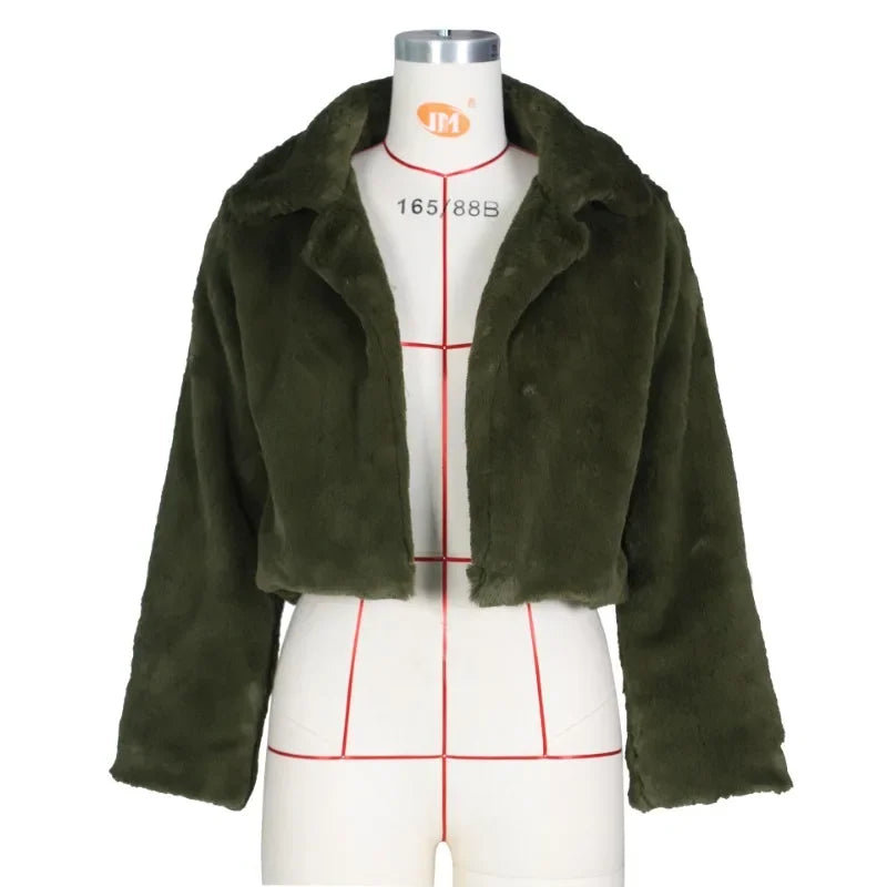 Levoire | Manteau en fausse fourrure Vert armée