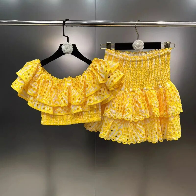 Levoire | Col Échancré Ensemble jaune