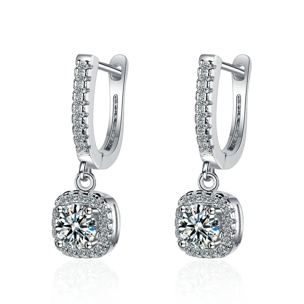 Levoire | Boucles Huggie Moissanite