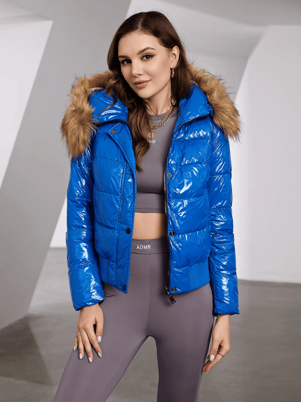 Levoire | Manteau capuche fausse fourrure manches longues
