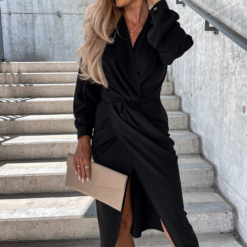 Levoire | Robe À Manches Longues Et Col En V Pour Femmes Noir
