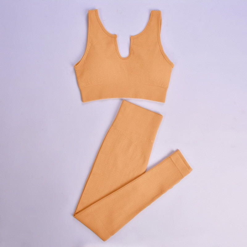 Levoire | Ensemble De Sport Complet Avec Décolleté Décoratif Et Leggings Longs Jaune