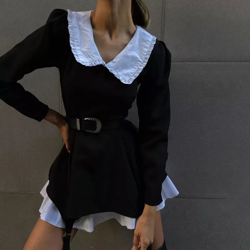 Levoire | Robe Élégante Avec Des Blocs De Couleur Et Des Volants Ludiques