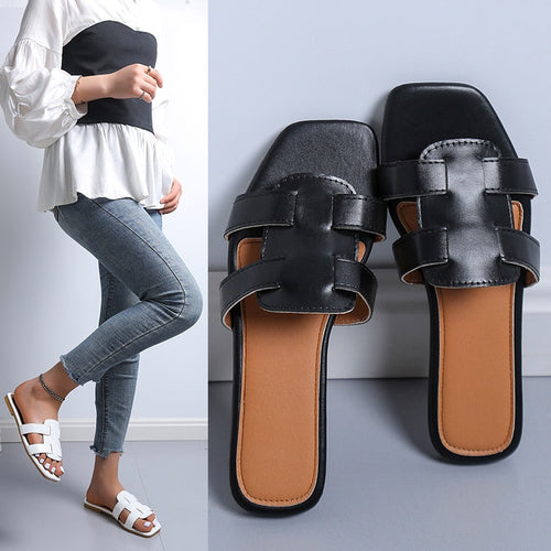 Levoire | Slides Design Sandales