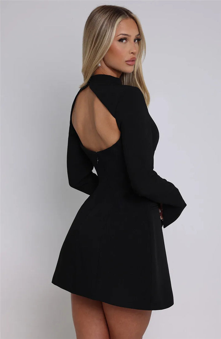 Levoire | Robe Mini Sexy Échancrée Pour Un Style Féminin Et Moderne