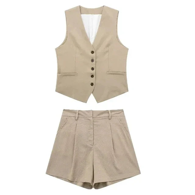 Levoire | Ensemble D'Été Élégant Pour Femmes Avec Haut À Décolleté En V Et Shorts Khaki