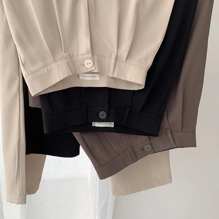 Levoire | Pantalon Élegant Avec Jambes Évasées