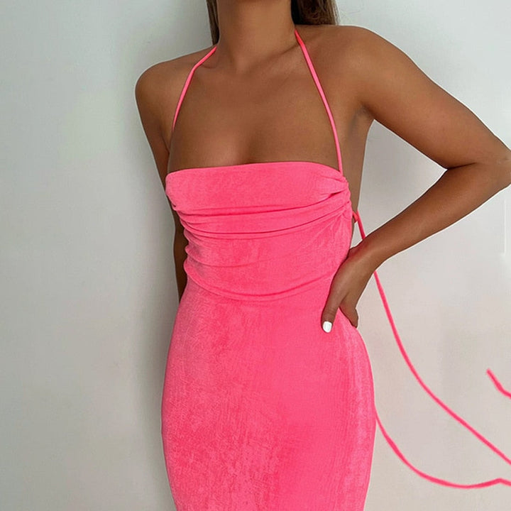 Levoire | Robe Décolleté Dans Le Dos Faites Une Magnifique Entrée Et Départ