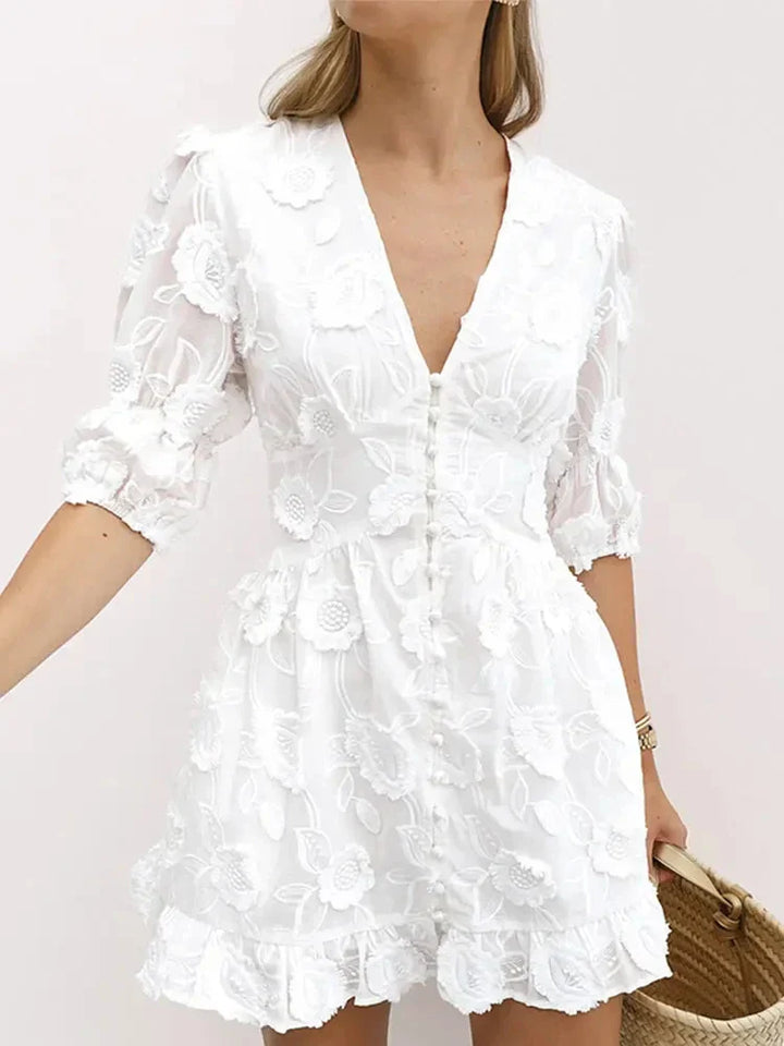Levoire | Robe A Ligne Élégante En Dentelle Brodée Blanc court