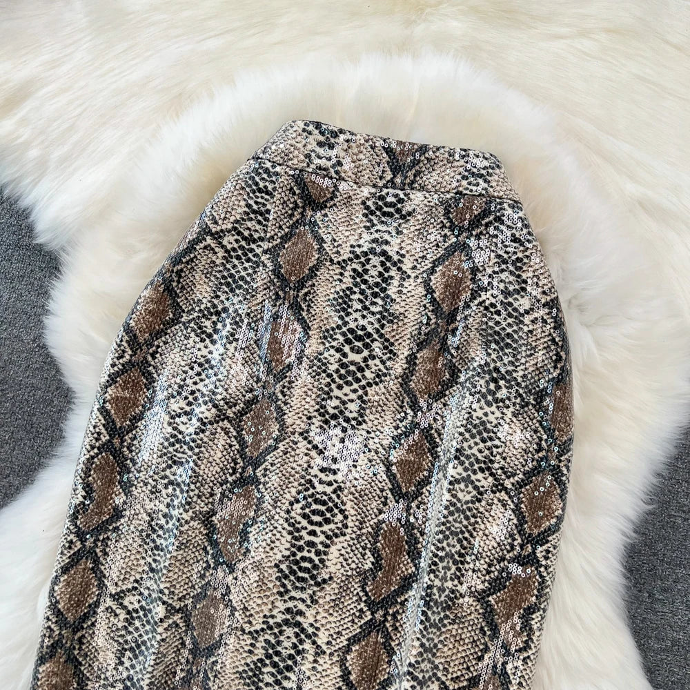 Levoire | Jupe En Simili Cuir Imprimé Léopard Pour Un Look Sauvage Et Moderne