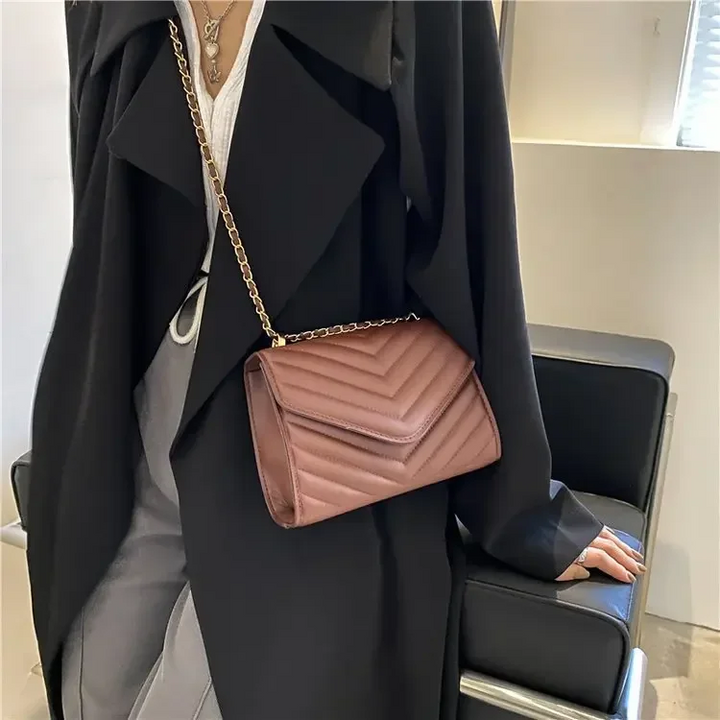 Levoire | Sac À Bandoulière Moderne Avec Détails En Chaîne Café 20*13*9CM