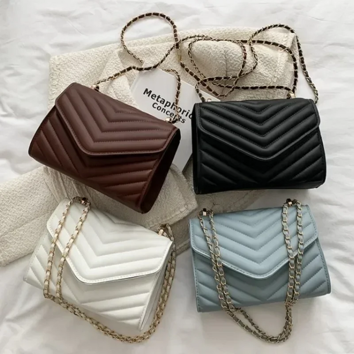 Levoire | Sac À Bandoulière Moderne Avec Détails En Chaîne