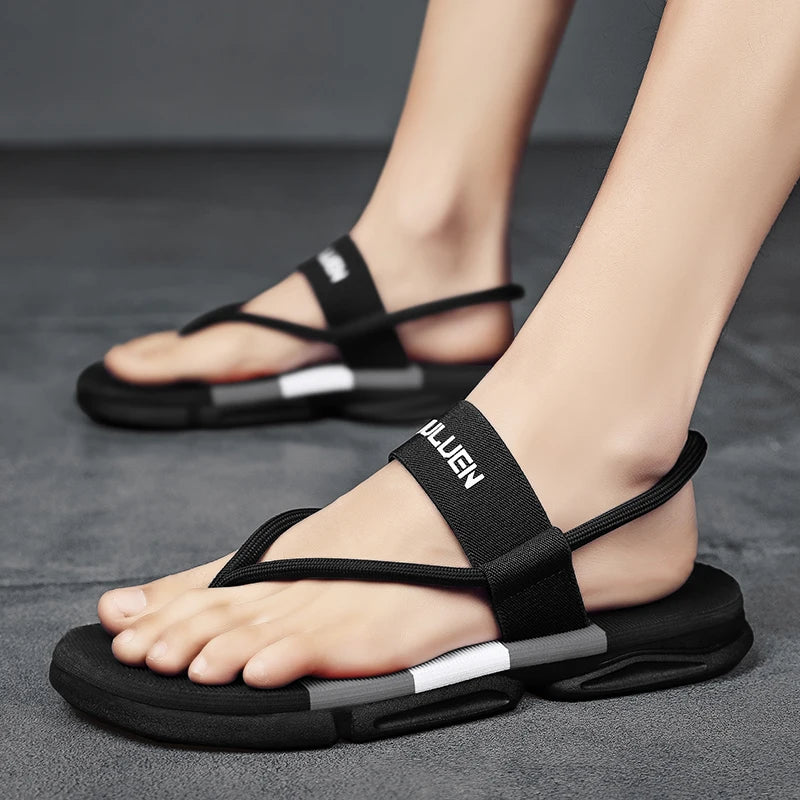 Levoire | Sandals with ankle straps and slip-resistant sole Noir