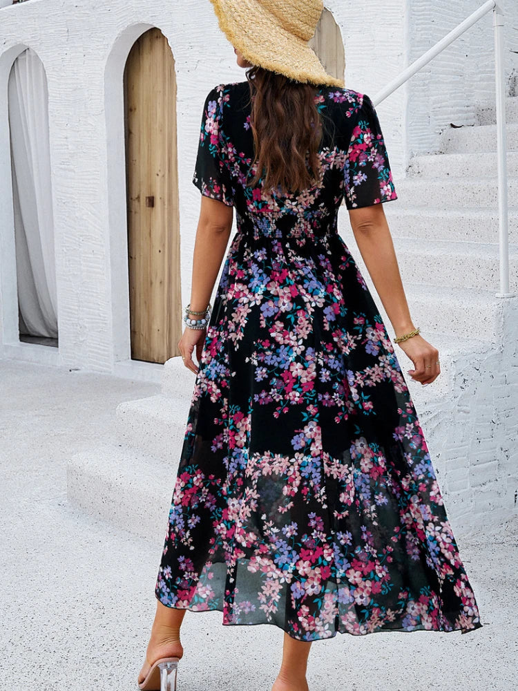 Levoire | Robe V Luxueuse Avec Design Floral Et Manches Courtes