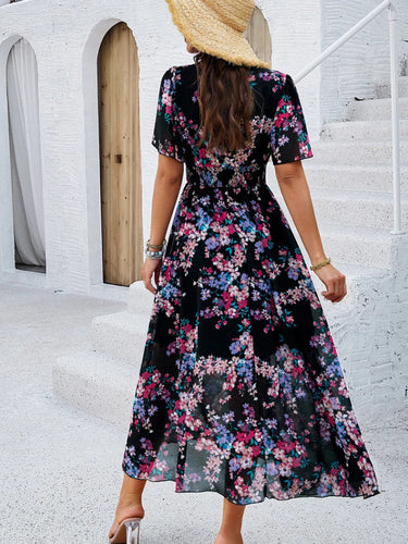 Levoire | Robe V Luxueuse Avec Design Floral Et Manches Courtes