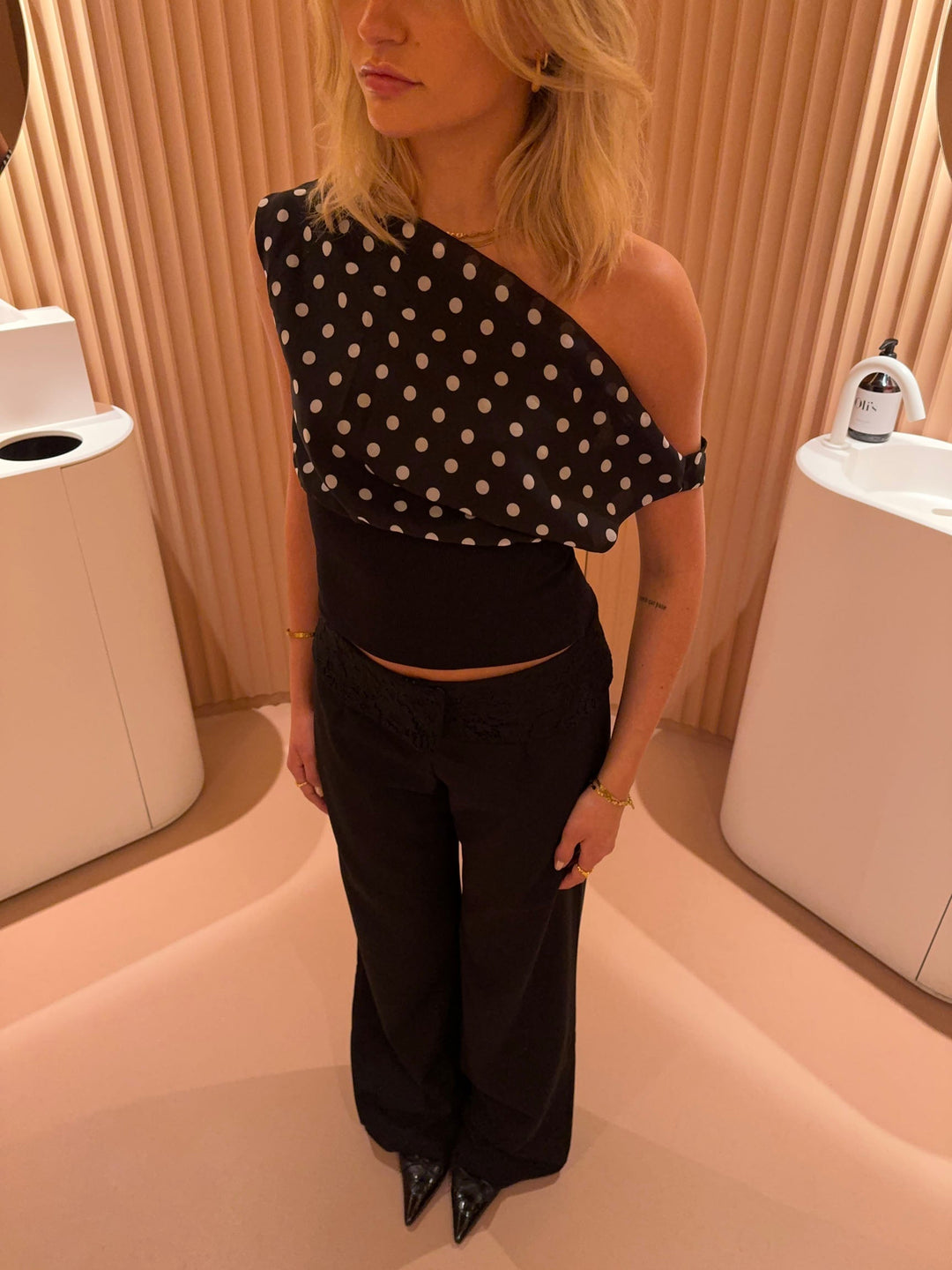 Levoire | Top À Pois Amusant & Chic Noir Blanc