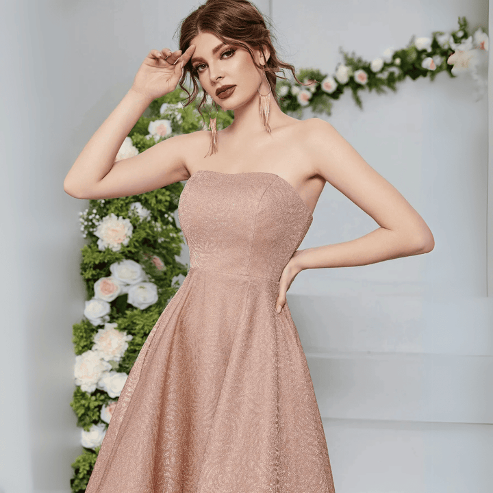 Levoire | Robe À Bretelles Asymétriques Pour Un Mariage
