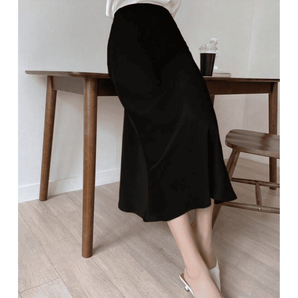 Levoire | Midi Doriana Satin Haute Taille