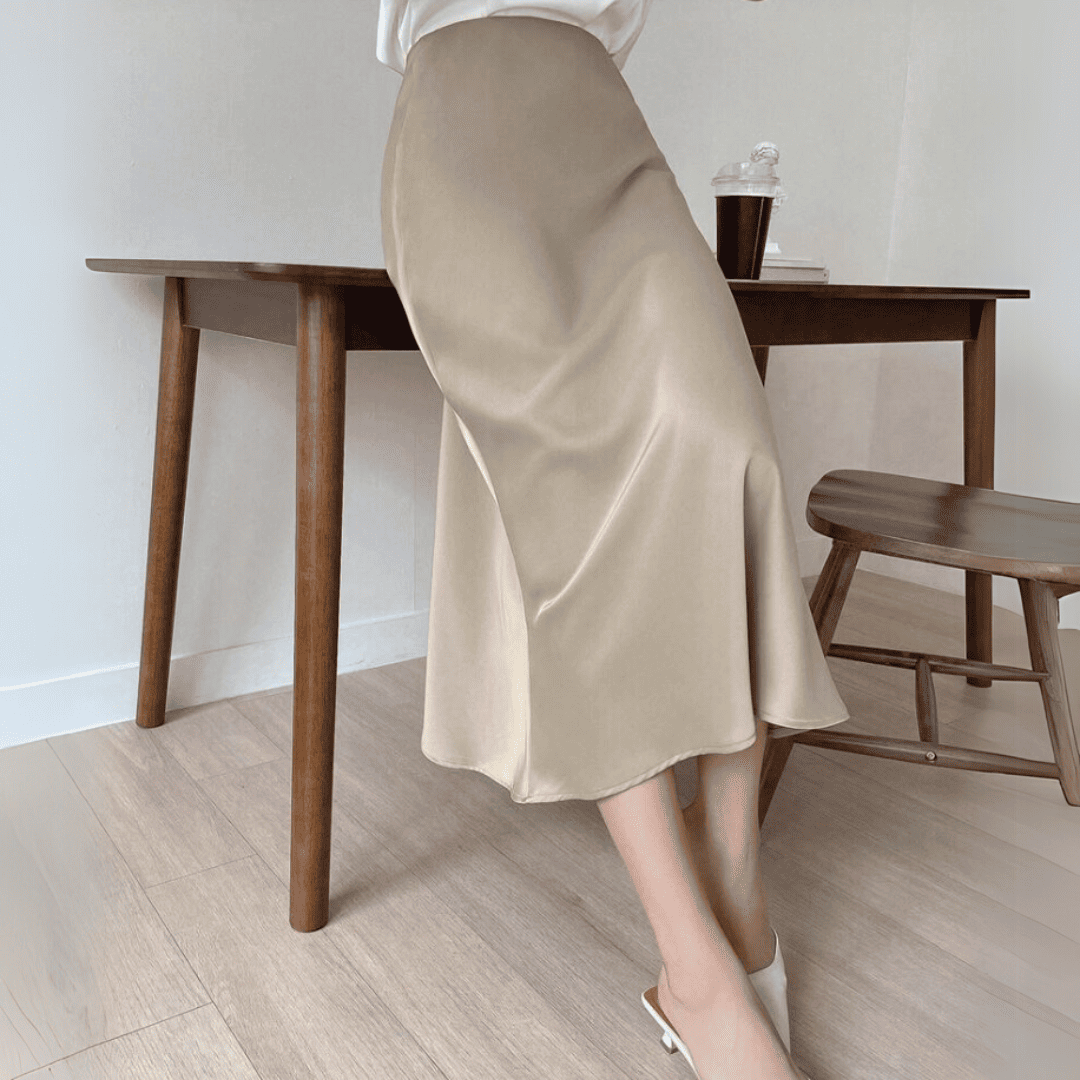 Levoire | Midi Doriana Satin Haute Taille
