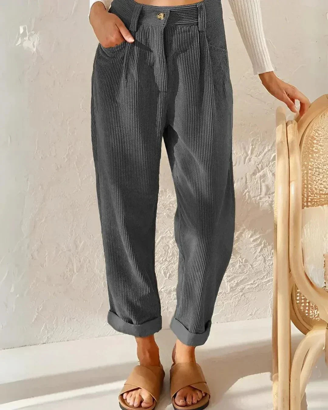Levoire | Cordhose Élégant Gris