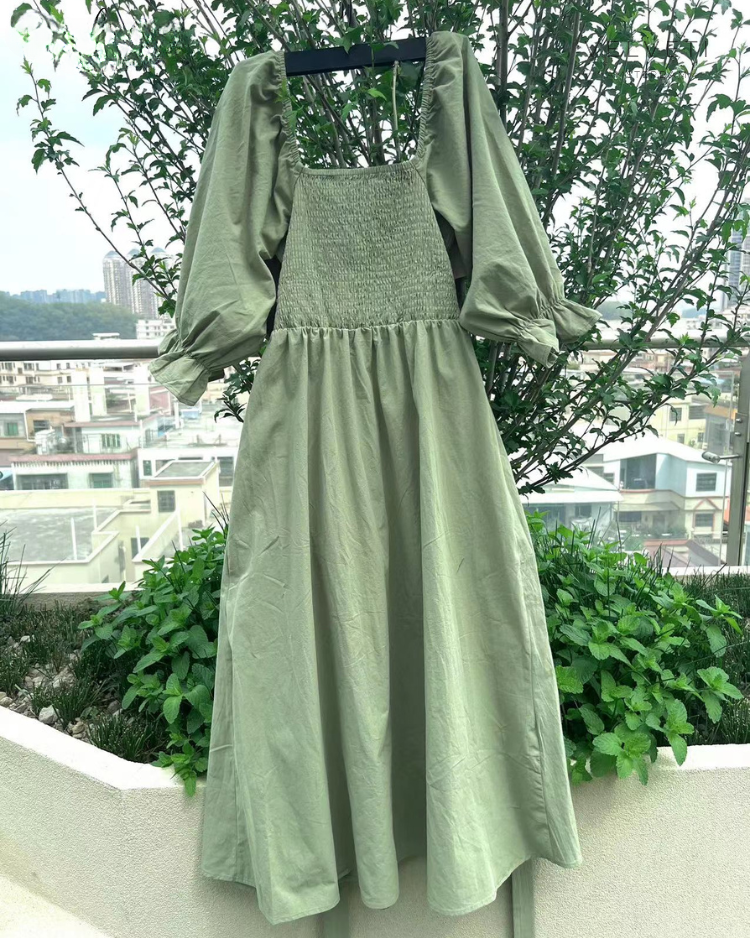Levoire | Robe Française Avec Des Manches Volantes