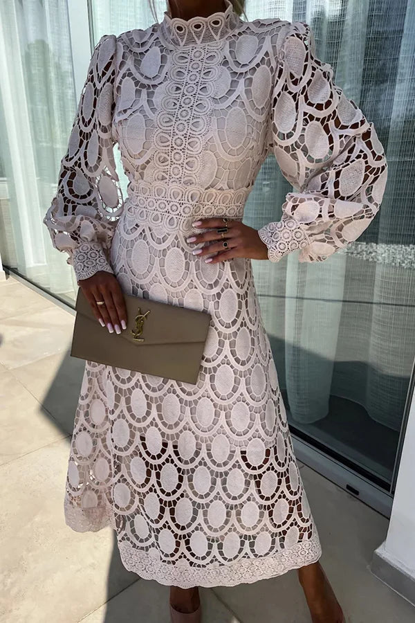 Levoire | Robe Midi Romantique Manches Dentelle abricot
