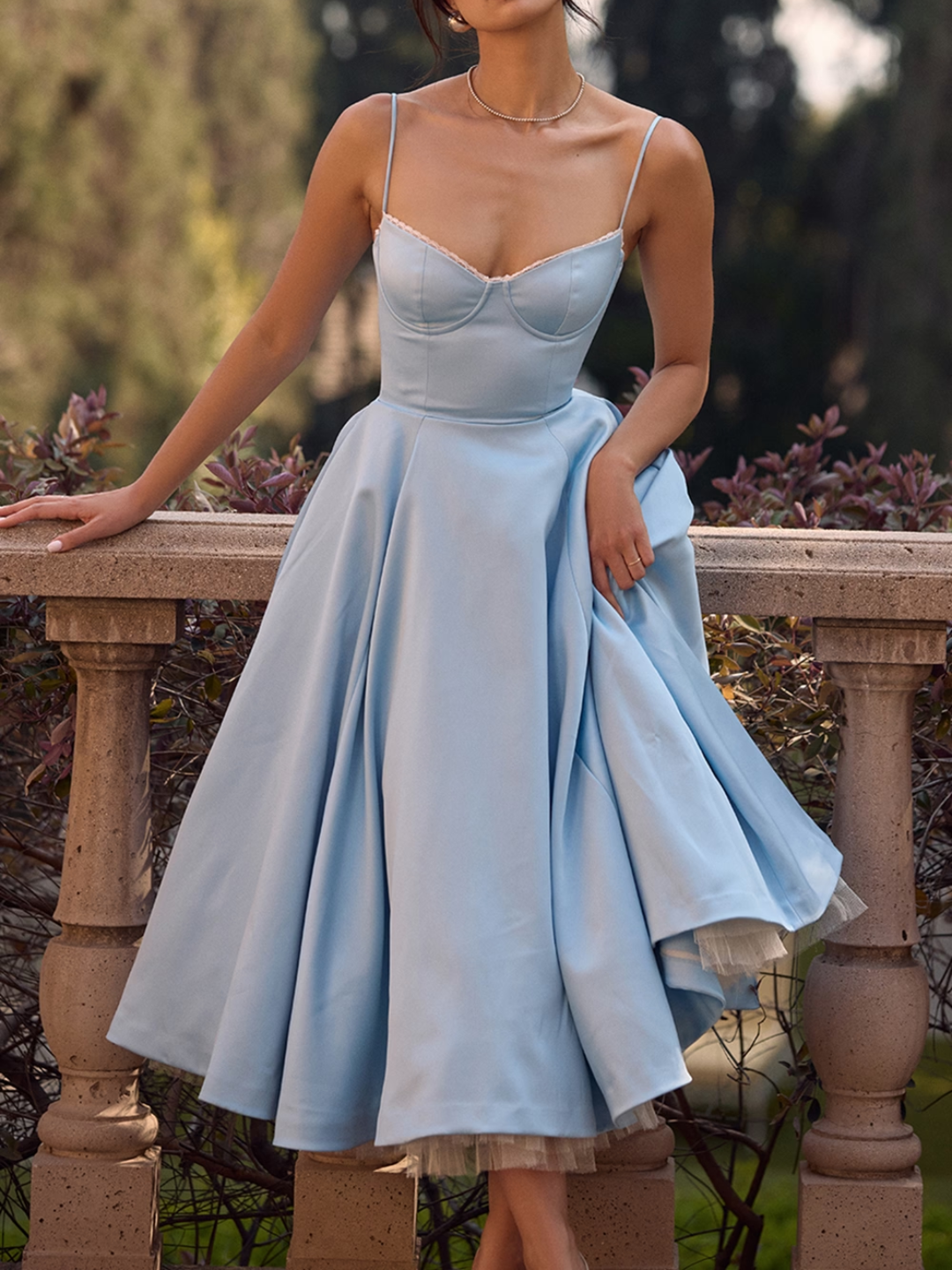Levoire | Robe En A Luxueuse À Bretelles Spaghetti Pour Femmes