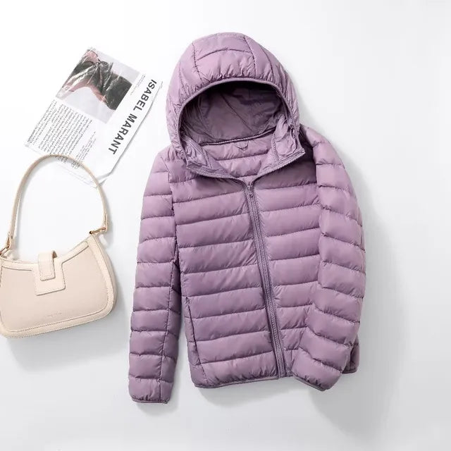Polina | Les nouveaux manteaux en duvet ultralégers et compressibles avec capuche Violet clair