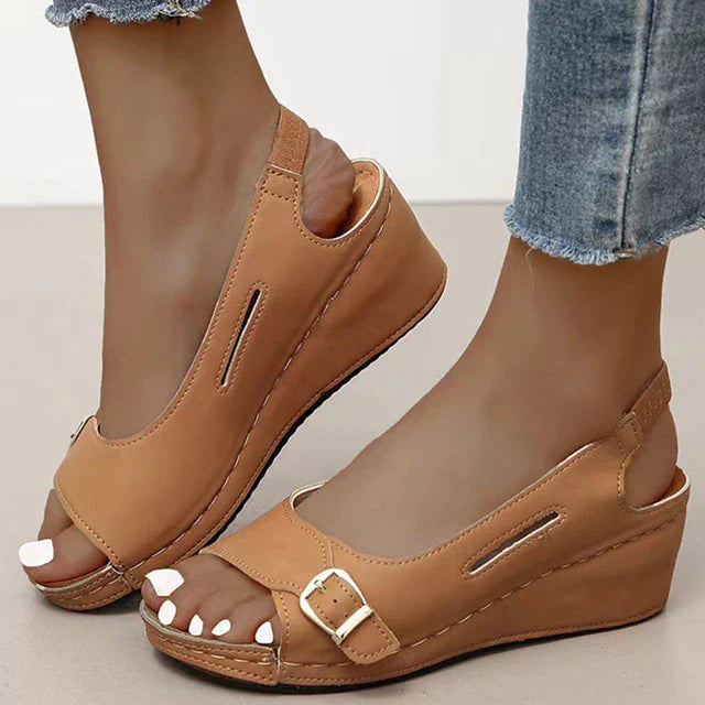 Levoire | Sandales À Boucles Pour Femmes Confortables Braun