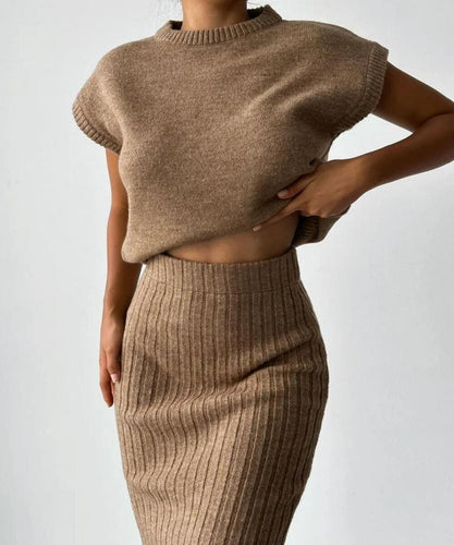 Levoire | Ensemble Deux Pièces Avec Gilet Sans Manches & Jupe Tricot