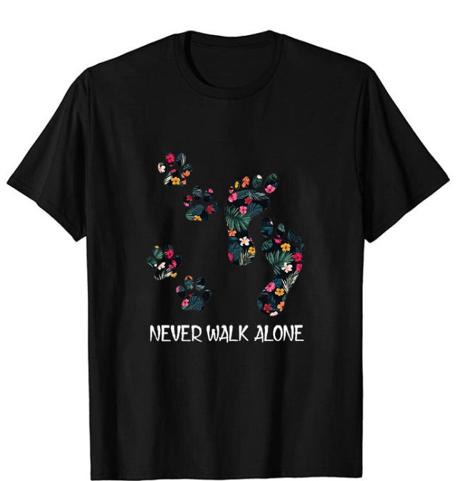 Levoire | Walk Alone | T-Shirt Pour Amoureux Des Animaux Conception colorée Noir