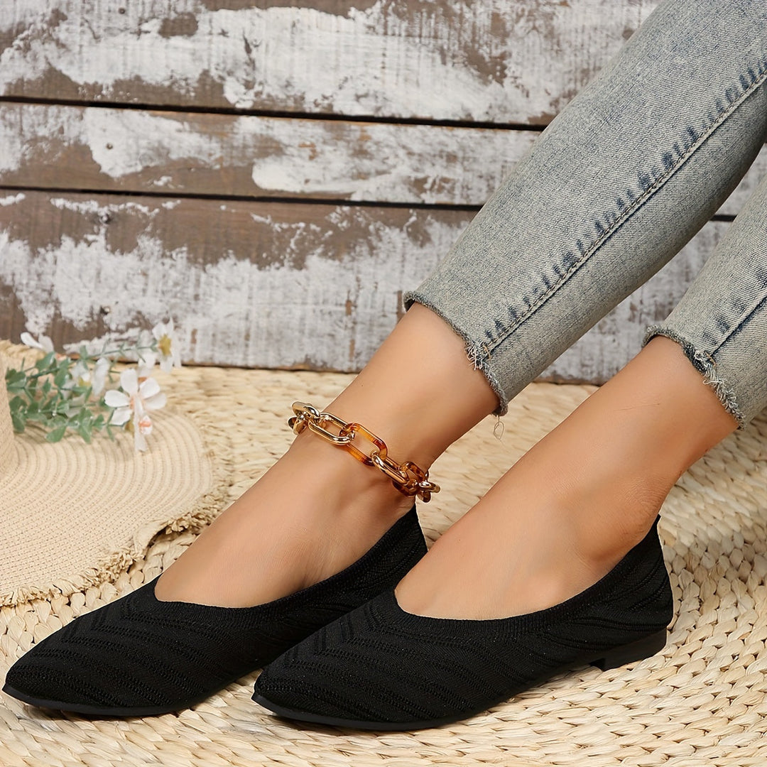 Levoire | Comfortable Pointed Toe Glide Shoes