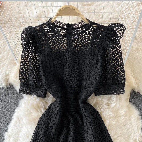 Levoire | robe courte avec col montant