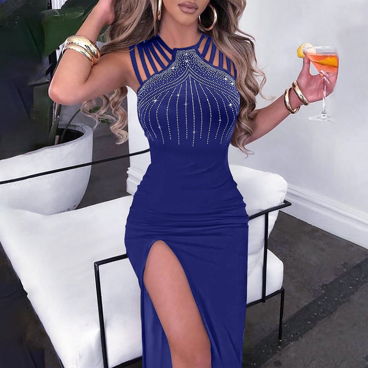 Levoire | Robe fourreau éclatante avec strass et fente Bleu