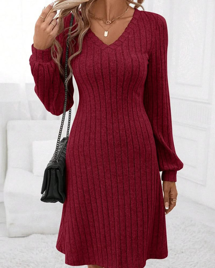 Levoire | Robe Élégante À Rayures Côtelées Avec Décolleté En V