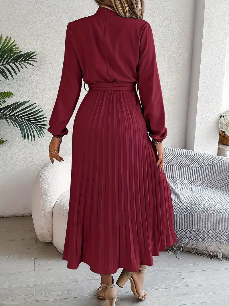 Levoire | Robe Unie Avec Col Montant Et Ceinture Plissée
