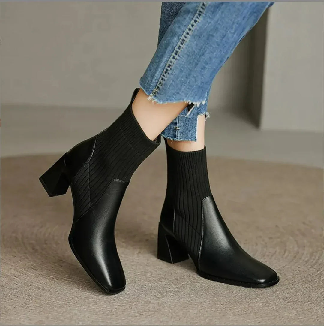 Levoire | Avec Talon De Soutien Et Matériau Extensible Noir