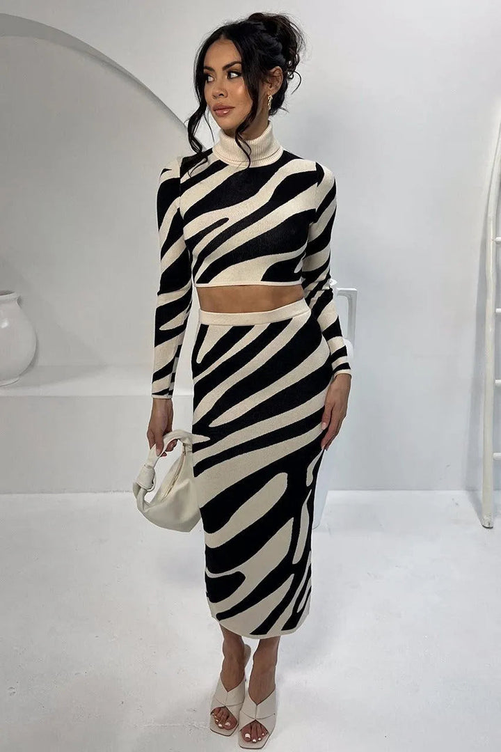 Levoire | Robe tricotée à crayon étroit et rayé Rayures noir et blanc