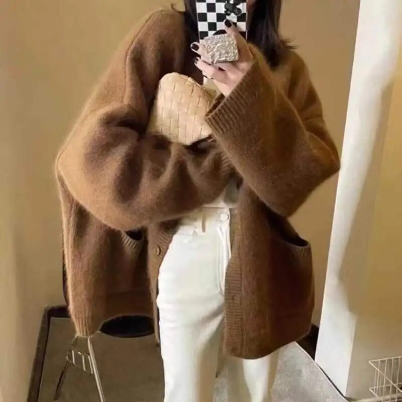 Levoire | Élégant Cardigan Avec Fermeture À Boutons Braun Une taille