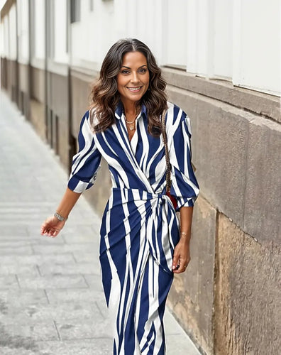 Levoire | Robe Mi-Longue Rayée Élégante à Coupe Ajustée