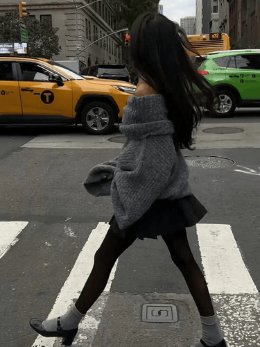 Levoire | Pull-over élégant à épaules dénudées pour femmes