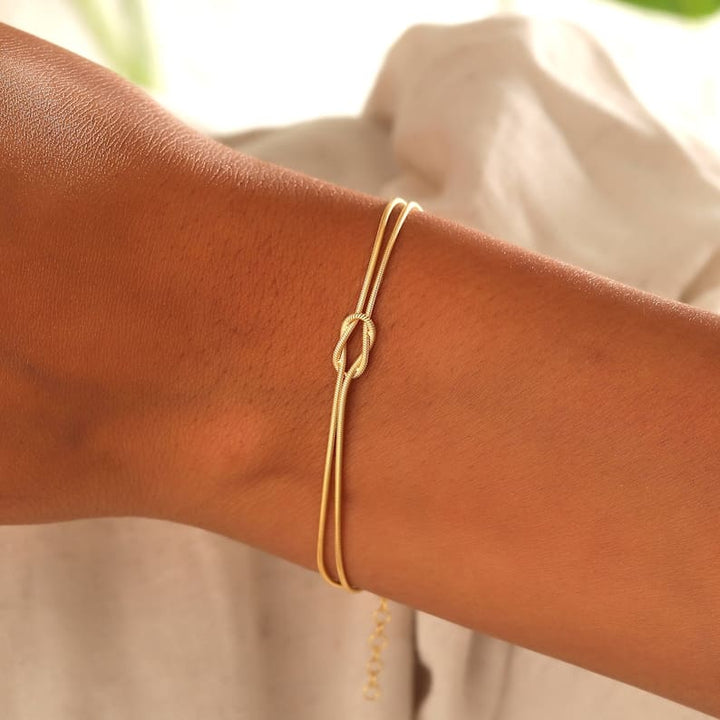 Levoire | Bracelet Élégant En Nœud D'Amour Pour Femmes Argent