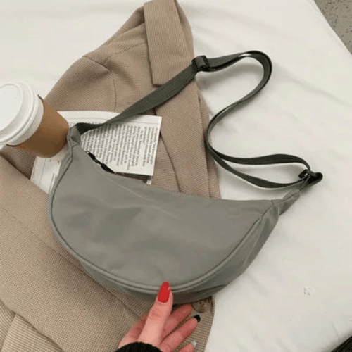 Levoire | Sac à bandoulière en nylon avec fermeture éclair et bandoulière réglable Vert