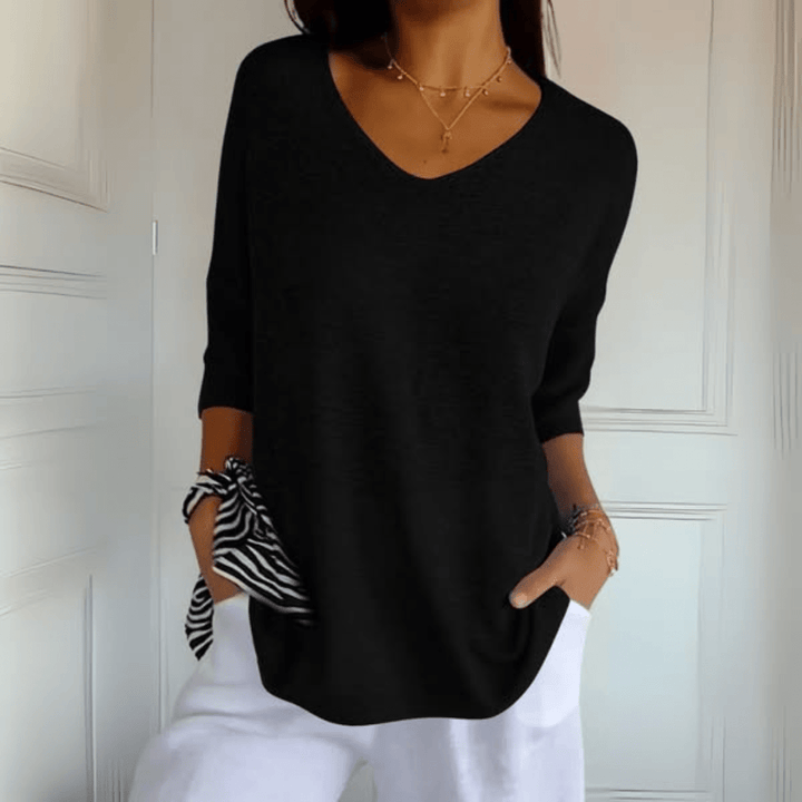 Levoire | Top À Col En V Brodé Noir