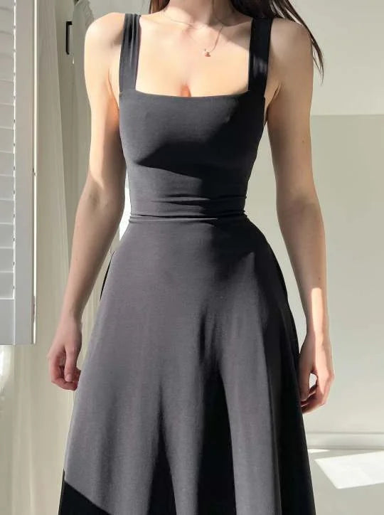Levoire | Robe Midi Sans Bretelles Avec Bretelles Épaisses Noir