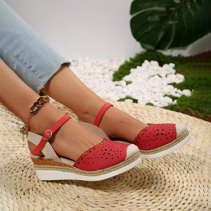 Levoire | Sandales À Talon Compensé Élégantes Avec Lanière Au Niveau Du Pied Pour Femmes