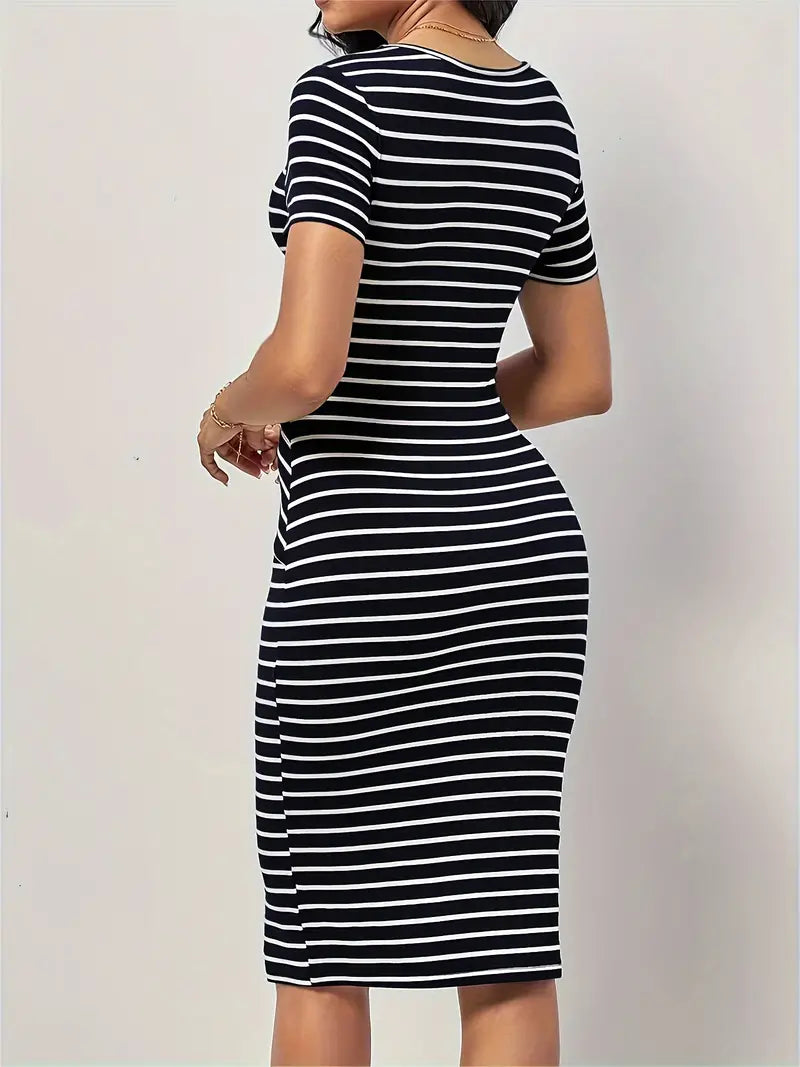 Levoire | Robe À Manches Courtes Avec Imprimé Rayé
