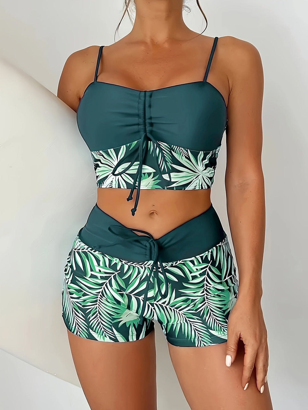 Levoire | Ensemble De Bikini Deux Pièces Avec Motif De Feuilles Et Shorty Vert foncé